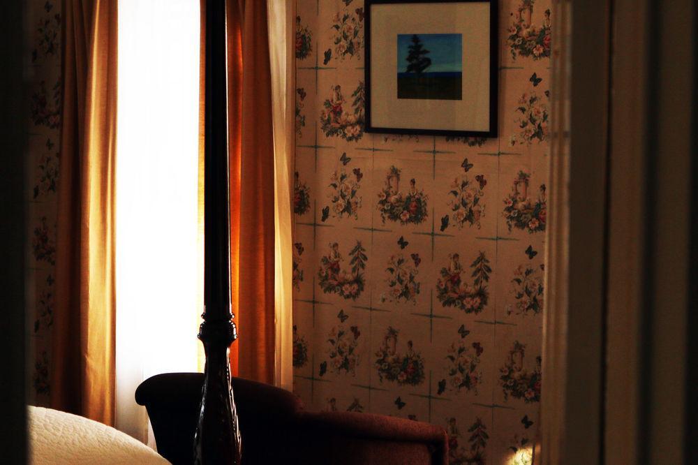 Camden Windward House Hotel Bagian luar foto