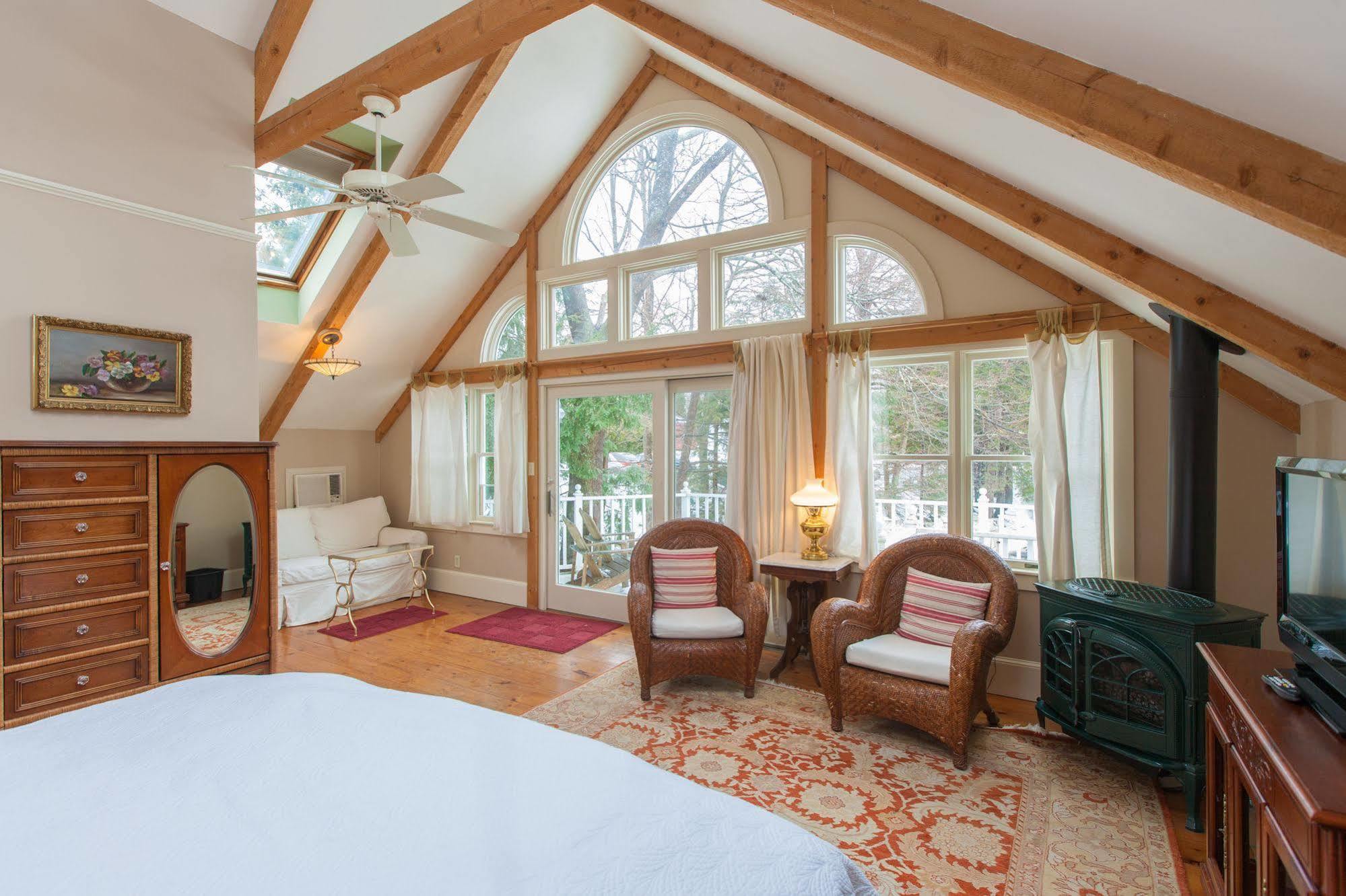 Camden Windward House Hotel Bagian luar foto